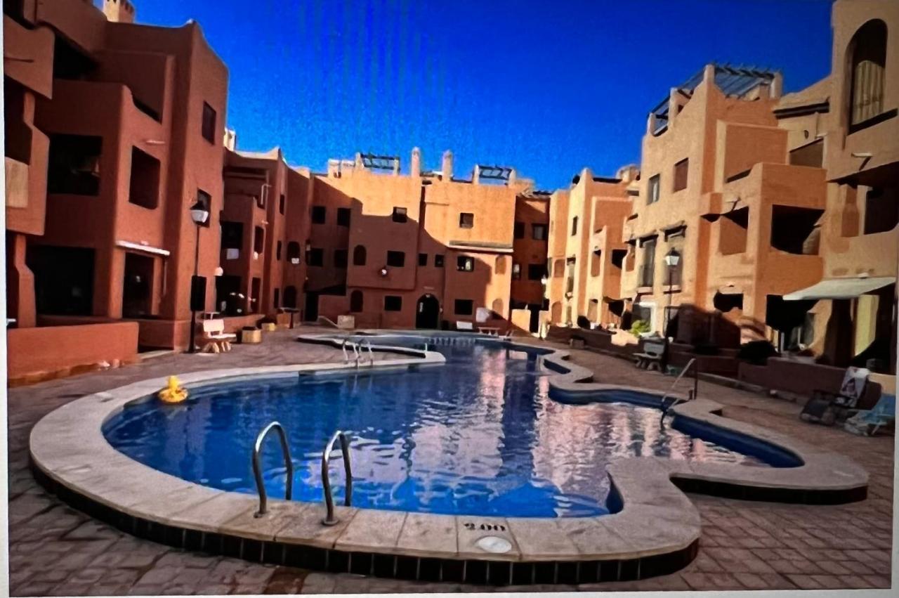 Three Bedroom Apartment With Pool In Torrevieja Bagian luar foto
