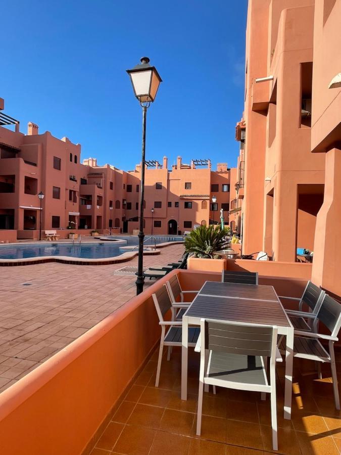 Three Bedroom Apartment With Pool In Torrevieja Bagian luar foto