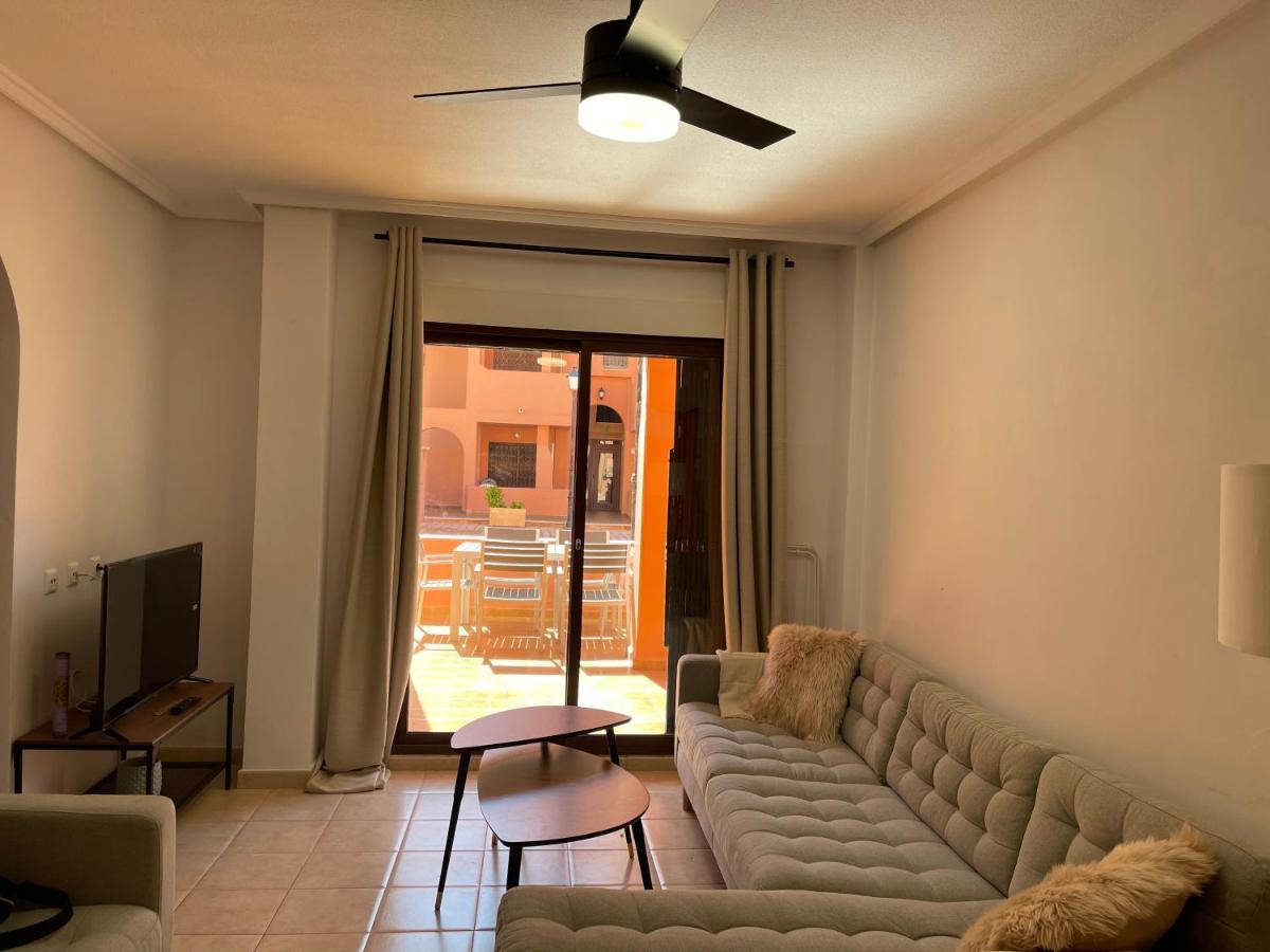 Three Bedroom Apartment With Pool In Torrevieja Bagian luar foto
