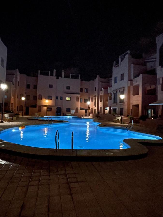 Three Bedroom Apartment With Pool In Torrevieja Bagian luar foto