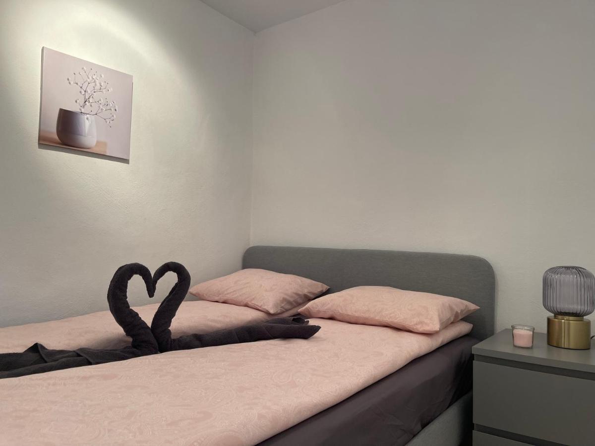 Three Bedroom Apartment With Pool In Torrevieja Bagian luar foto